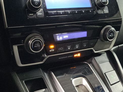 Used 2019 Honda CR-V LX image 29
