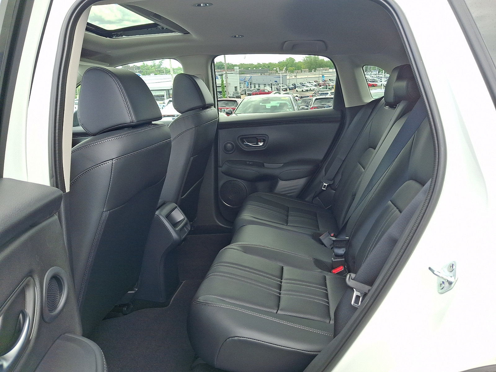 New 2027 Honda HR-V EX-L image 5