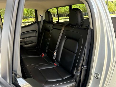 Used 2019 Chevrolet Colorado Z71 AWD/4WD image 27
