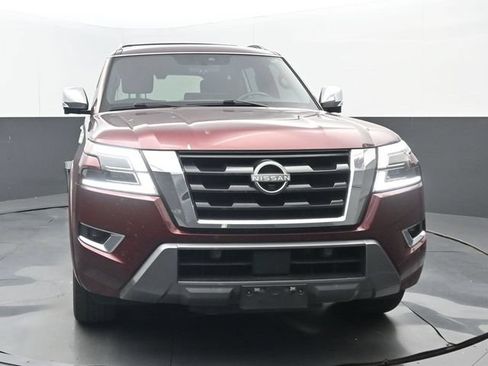 Used 2023 Nissan Armada Platinum w/ Captain's Chairs Package AWD/4WD image 5