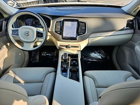 Used 2023 Volvo XC90 B6 Ultimate w/ Protection Package AWD/4WD image 29