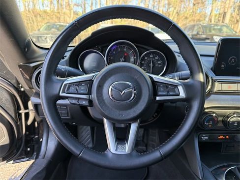 Used 2018 MAZDA MX-5 Miata RF Club image 14