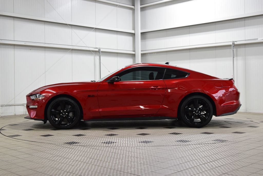 Used 2022 Ford Mustang GT Premium w/ Equipment Group 401A RWD image 4