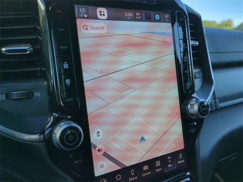 Used 2025 RAM 2500 Laramie w/ Night Edition image 25