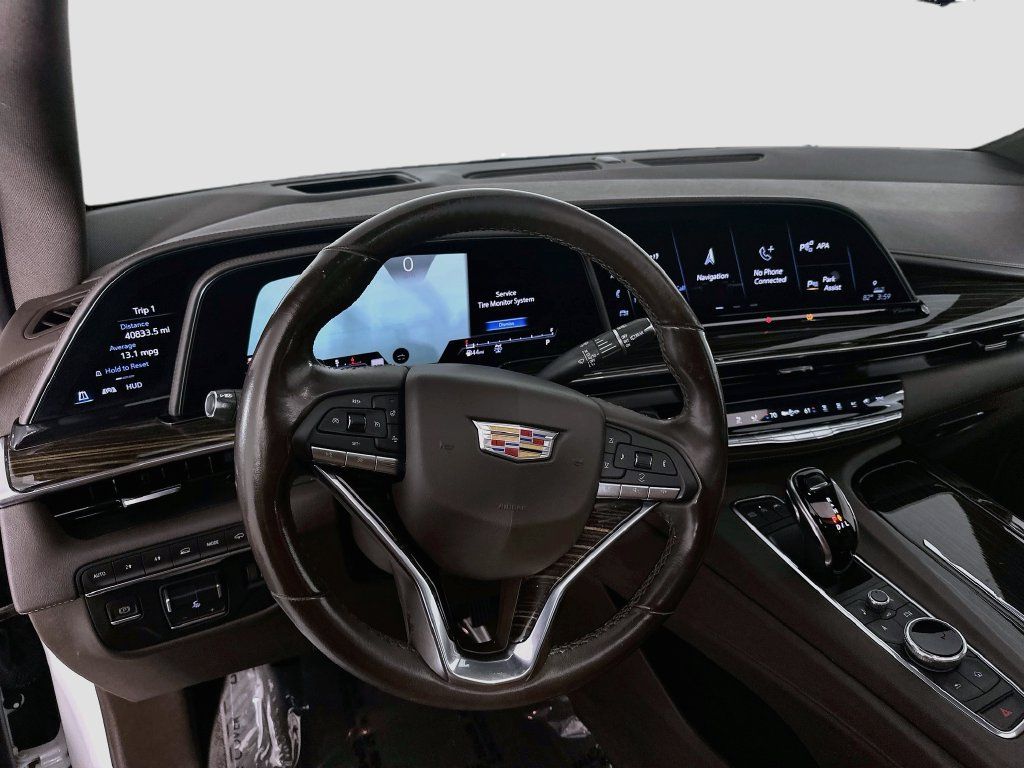 Used 2021 Cadillac Escalade Premium Luxury w/ Driver Assist Tech Package AWD/4WD image 12