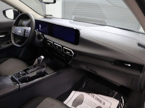 Used 2026 Nissan Sentra SV w/ SV Convenience Package FWD image 15
