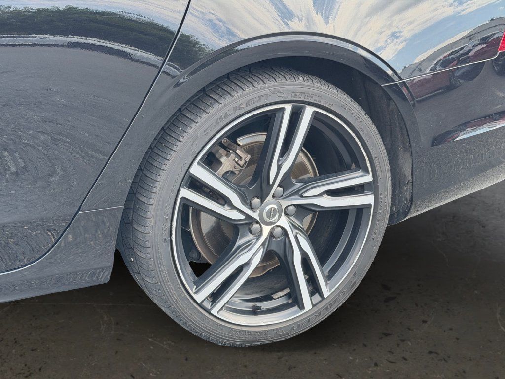 Used 2020 Volvo S90 T6 R-Design AWD/4WD image 27