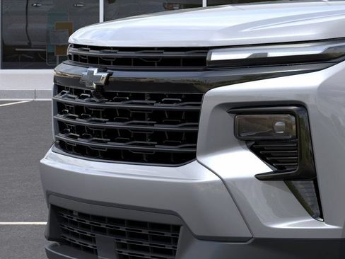 New 2027 Chevrolet Traverse LT w/ Midnight/Sport Edition FWD image 13