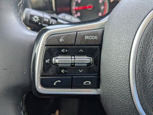 Certified 2021 Kia Sorento SX image 30