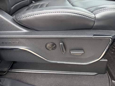 Used 2025 Ford F250 Platinum image 63