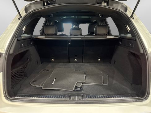 Used 2022 Mercedes-Benz GLC 300 300 AWD image 44