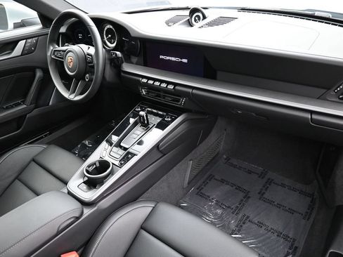 Certified 2024 Porsche 911 Carrera S RWD image 31