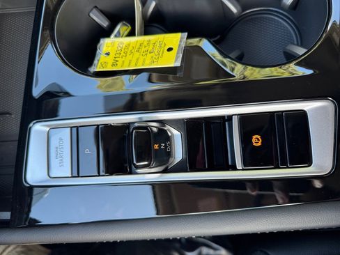 New 2026 Volkswagen Atlas SE image 18