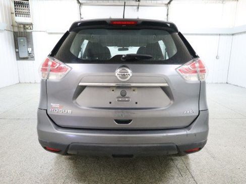 Used 2015 Nissan Rogue S AWD/4WD image 8