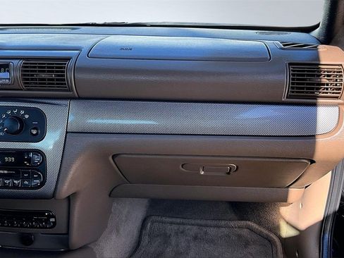 Used 2004 Chrysler Sebring LXi image 18