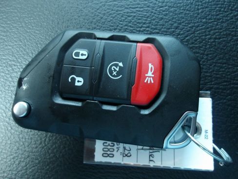 New 2025 Jeep Wrangler Unlimited Rubicon image 20