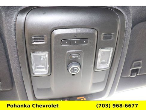 Certified 2024 GMC Yukon SLT AWD/4WD image 17