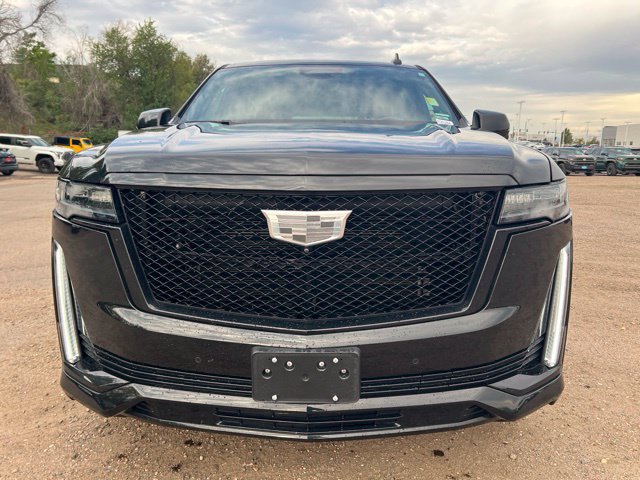 Used 2023 Cadillac Escalade ESV Sport w/ LPO, ONYX Package AWD/4WD image 8