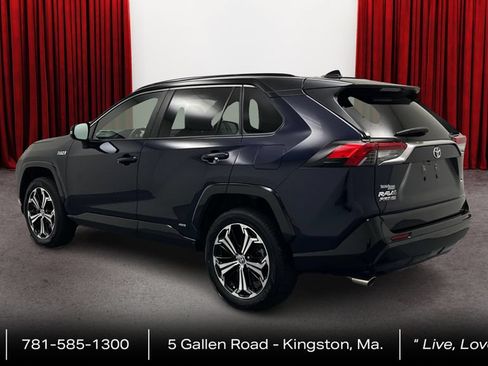 Certified 2021 Toyota RAV4 XSE w/ Weather Package AWD/4WD image 7