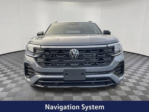 New 2026 Volkswagen Atlas Cross Sport SEL R-Line image 2