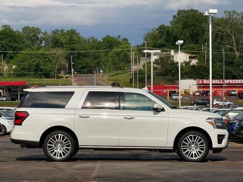 Used 2022 Ford Expedition Max Limited AWD/4WD image 6
