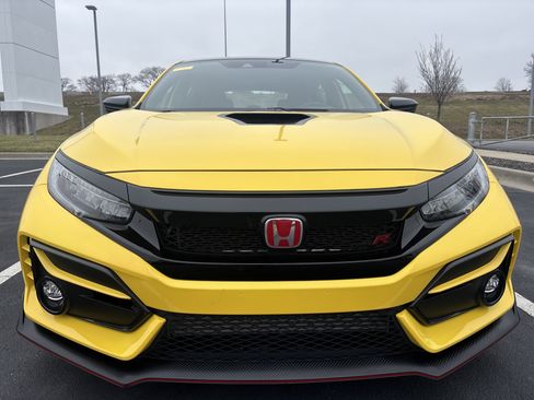 Used 2021 Honda Civic Type R Limited image 22