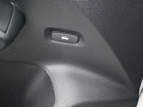 Used 2025 Honda Civic Sport image 24