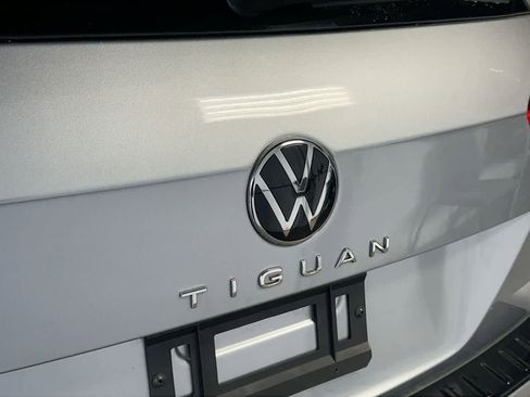 Used 2023 Volkswagen Tiguan S w/ Driver Assistance Package FWD image 10