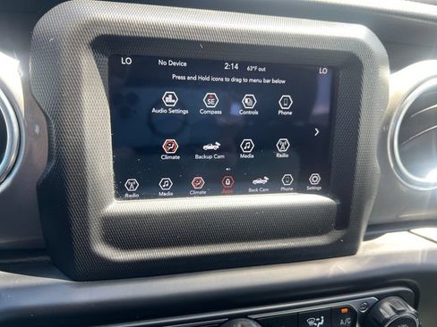 Used 2021 Jeep Gladiator Overland AWD/4WD image 20