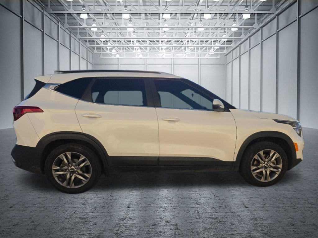 Used 2021 Kia Seltos S AWD/4WD image 8