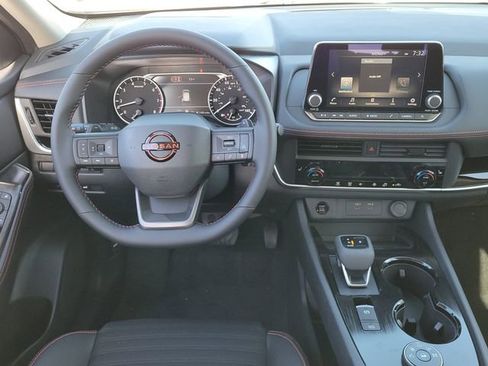 New 2026 Nissan Rogue SV AWD/4WD image 8