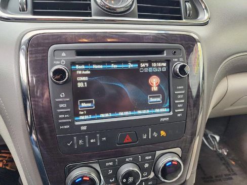 Used 2017 Buick Enclave Premium image 18