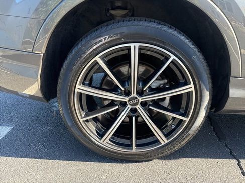 Used 2022 Audi Q7 3.0T Premium Plus image 10