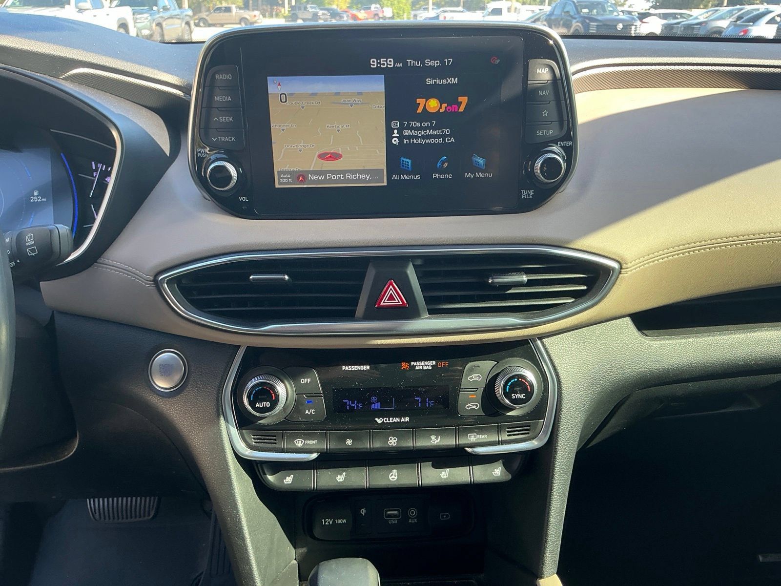 Used 2020 Hyundai Santa Fe Limited FWD image 18