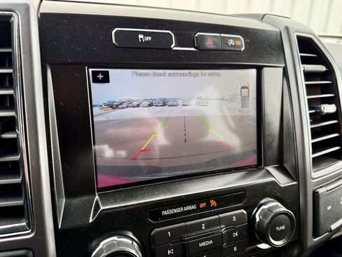 Used 2017 Ford F150 XLT w/ Equipment Group 302A Luxury image 21