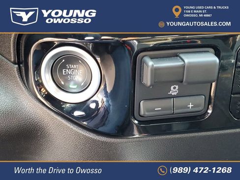 Used 2025 Chevrolet Silverado 1500 High Country w/ Midnight Edition AWD/4WD image 16