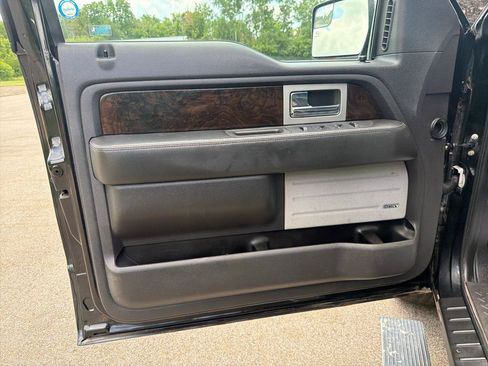 Used 2013 Ford F150 Platinum AWD/4WD image 16