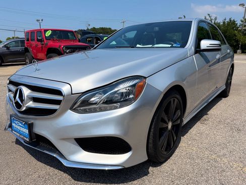 Used 2015 Mercedes-Benz E 350 4MATIC Sedan w/ Premium 1 Package image 16