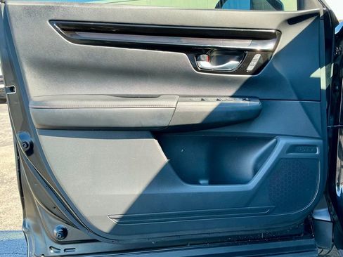 Used 2023 Honda CR-V Sport Touring image 42