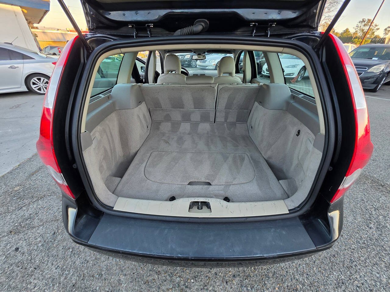 Used 2005 Volvo V50 T5 FWD image 26