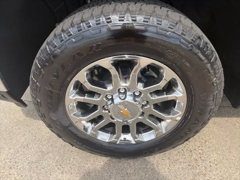 New 2026 Chevrolet Silverado 2500 LTZ w/ LTZ Plus Package AWD/4WD image 10
