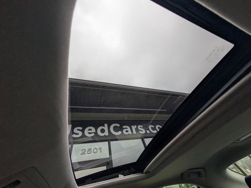Used 2015 Lexus IS 350 w/ Navigation System Package RWD image 22