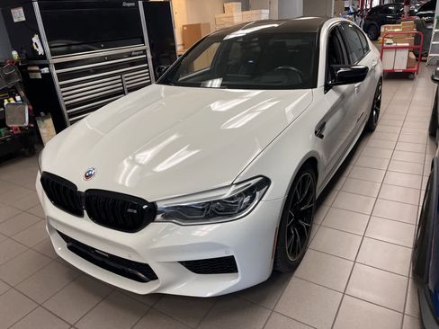 Used 2019 BMW M5 w/ Executive Package image 2