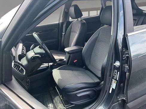 Used 2024 Kia Seltos S AWD/4WD image 25