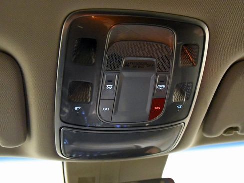 Used 2024 Genesis GV80 2.5T image 28