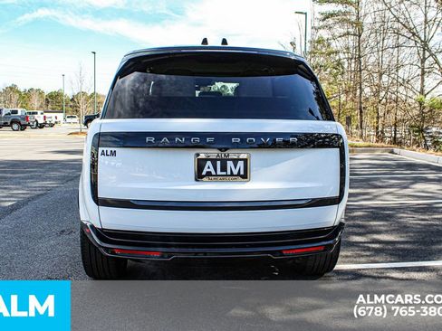 Used 2025 Land Rover Range Rover Long Wheelbase SE AWD/4WD image 11