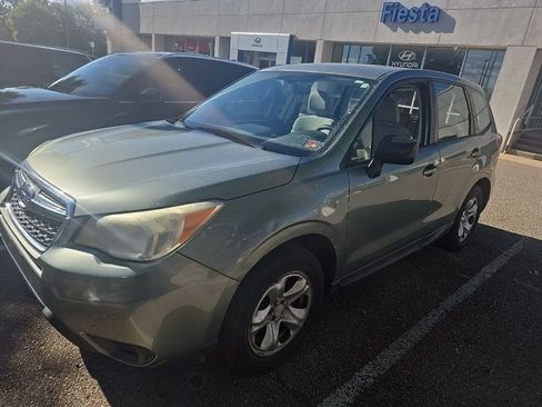 Used 2014 Subaru Forester 2.5i AWD/4WD image 1