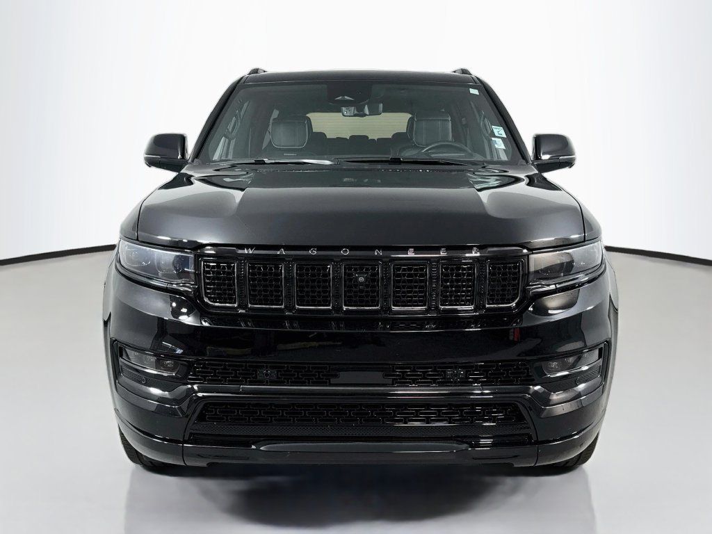 Used 2023 Jeep Grand Wagoneer Series II AWD/4WD image 2