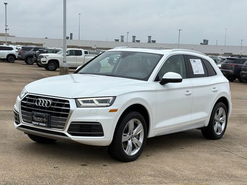 Used 2018 Audi Q5 2.0T Premium Plus image 3
