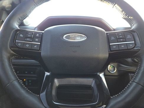 Used 2023 Ford F150 Lightning Platinum image 43